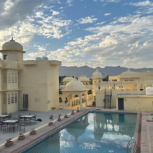  Resort The Burj Luxurious India
